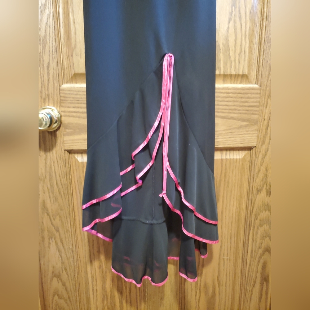 Formal Black Dress. - Picture 3 of 4